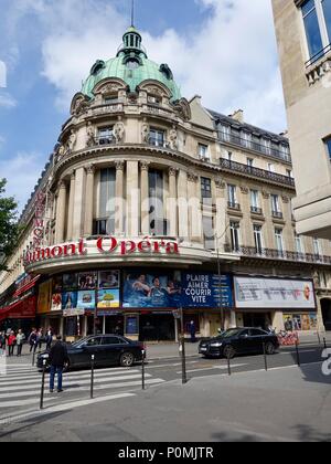 Cinéma Gaumont Opéra façade avant, Paris, France Banque D'Images