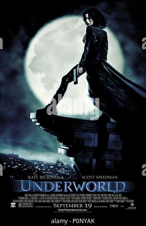 Titre original : Underworld. Titre en anglais : Underworld. Film Réalisateur : Len Wiseman. Année : 2003. Credit : SCREEN GEMS/LAKESHORE ENTERTAINMENT / Album Banque D'Images