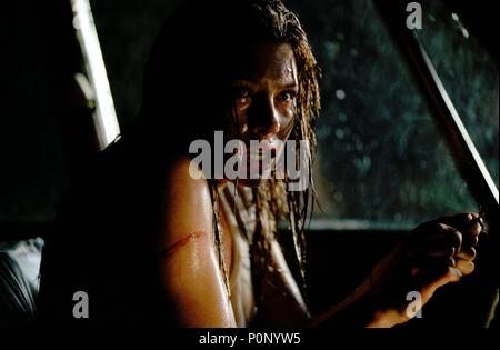 Titre original : Texas Chainsaw Massacre, THE. Titre en anglais : Texas Chainsaw Massacre, THE. Film Réalisateur : Marcus Nispel. Année : 2003. Stars : Jessica Biel. Credit : New Line Cinema / Album Banque D'Images