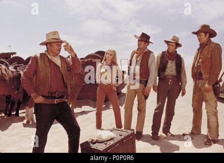 Titre original : LE TRAIN des brigands. Titre en anglais : Le train des brigands. Directeur de film : BURT KENNEDY. Année : 1973. Stars : John Wayne. Credit : Warner Brothers / Album Banque D'Images