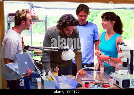 Titre original : timeline. Titre en anglais : timeline. Directeur de film : RICHARD DONNER. Année : 2003. Stars : GERARD BUTLER, PAUL WALKER, Frances O'Connor. Credit : PARAMOUNT PICTURES / Album Banque D'Images