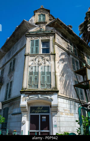 L'avant de l'hôtel abandonné 'Bel Soggiorno', Rapallo Banque D'Images