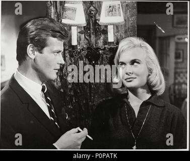 Titre du film d'origine : SAINT, L'-TV. Titre en anglais : SAINT, L'-TV. Année : 1962. Stars : Roger Moore. Credit : ITC/BARMORE/NOUVEAU MONDE PROD. / Album Banque D'Images