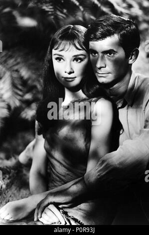 Titre original : GREEN MANSIONS. Titre en anglais : GREEN MANSIONS. Directeur de film : Mel Ferrer. Année : 1959. Stars : Audrey Hepburn, Anthony Perkins. Credit : M.G.M / Album Banque D'Images