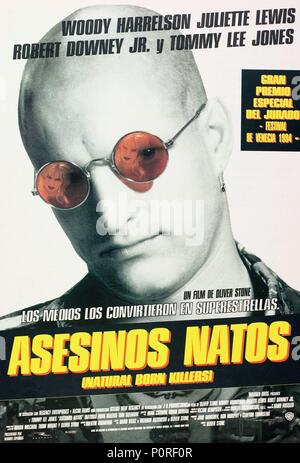 Titre original : Natural Born Killers. Titre en anglais : Natural Born Killers. Directeur de film : Oliver Stone. Année : 1994. Copyright : Editorial l'intérieur uniquement. C'est un document distribué au public. Les droits d'accès uniquement, aucune licence de droit d'auteur prévue. Autorisation obligatoire à l'icône visuelle (www.visual-icon.com) est requise pour la reproduction de cette image. Credit : CANAL  +/REGENCY/ALCOR / Album Banque D'Images