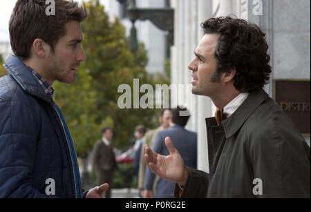 Film Original Titre : zodiaque. Titre en anglais : ZODIAC. Directeur du film : David Fincher. Année : 2007. Stars : Mark Ruffalo, Jake Gyllenhaal. Credit : WARNER BROS. Album de photos / Banque D'Images