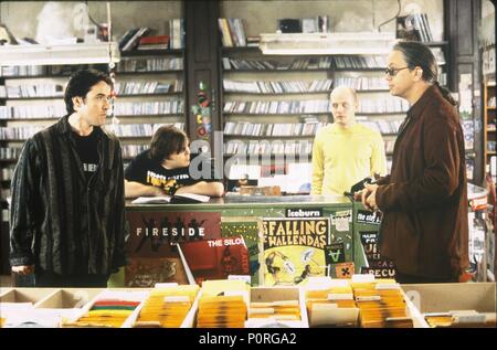 Titre original : HIGH FIDELITY. Titre en anglais : la haute fidélité. Film Réalisateur : Stephen Frears. Année : 2000. Stars : Jack Black, Tim Robbins, John Cusack, TODD LOUISO. Credit : MOSELEY, Melissa / Album Banque D'Images