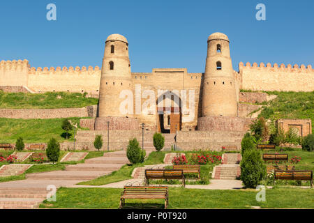 Entrée de la forteresse, Hissar, Tadjikistan Banque D'Images