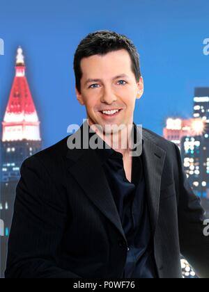 Titre original : Will & Grace. Titre en anglais : Will & Grace. Directeur de film : JAMES BURROWS. Année : 1998. Stars : SEAN HAYES. Credit : NBC / Album Banque D'Images