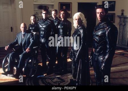 Titre original : I. Titre anglais : I. Film Réalisateur : Bryan Singer. Année : 2003. Stars : FAMKE JANSSEN, Anna Paquin, Halle Berry, Hugh Jackman, PATRICK STEWART, Shawn Ashmore, James Marsden. Crédit : 20TH CENTURY FOX / HAYES, Kerry / Album Banque D'Images