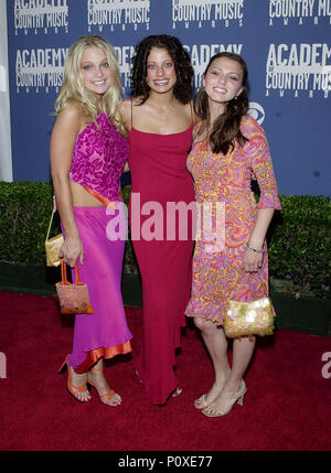 3 de Cœur arrive à la 36e Academy of Country Music Awards tenue à l'Universal Amphitheatre de Los Angeles, CA, le mercredi 9 mai 2001. - 3ofHearts11.jpg3ofHearts11 Événement dans la vie d'Hollywood, Californie - Red Carpet Event, USA, Cinéma, Célébrités, photographie, Bestof, Arts, Culture et divertissement, Célébrités, Mode Topix Meilleur de Hollywood, la vie, événement dans la vie d'Hollywood, Californie - Tapis rouge et en backstage, Arts, Culture et divertissement, photographie, enquête tsuni@Gamma-USA.com , célébrités Musique, musicien, le groupe de musique, de 2000 à 2009 Banque D'Images