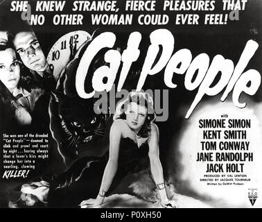 Titre original : CAT PEOPLE. Titre en anglais : CAT PEOPLE. Film Réalisateur : JACQUES TOURNEUR. Année : 1942. Credit : RKO / Album Banque D'Images