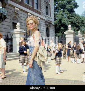 Titre original : UPTOWN Girls. Titre en anglais : UPTOWN Girls. Réalisateur : Boaz Yakin Film. Année : 2003. Stars : Brittany Murphy. Credit : Metro Goldwyn Mayer / Album Banque D'Images