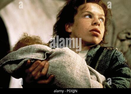 Titre original : WILLOW. Titre en anglais : WILLOW. Film Réalisateur : Ron Howard. Année : 1988. Stars : WARWICK DAVIS. Credit : LUCASFILM / Album Banque D'Images