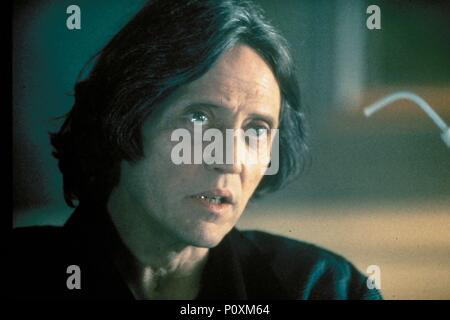 Titre original : CHOSES À FAIRE À DENVER QUAND VOUS ÊTES MORT. Titre en anglais : CHOSES À FAIRE À DENVER QUAND VOUS ÊTES MORT. Directeur : GARY FLEDER Film. Année : 1995. Stars : Christopher Walken. Copyright : Editorial l'intérieur uniquement. C'est un document distribué au public. Les droits d'accès uniquement, aucune licence de droit d'auteur prévue. Autorisation obligatoire à l'icône visuelle (www.visual-icon.com) est requise pour la reproduction de cette image. Credit : WOODS ENTERTAINMENT / Album Banque D'Images