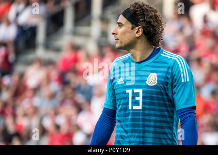 Le Danemark, Brøndby - June 09, 2018. Le gardien Guillermo Ochoa (13) du Mexique vu au cours de l'amicale de football entre le Danemark et le Mexique à Brøndby Stadion. (Photo crédit : Gonzales Photo - Kim M. Leland). Gonzales : Crédit Photo/Alamy Live News Banque D'Images