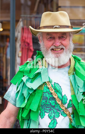 Wimborne, Dorset, UK. 10 juin 2018. Les foules affluent à Wimborne Folk Festival pour une journée de plaisir à regarder les danseurs et l'écoute de la musique. Credit : Carolyn Jenkins/Alamy Live News Banque D'Images