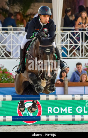 Cannes, France. 09Th Juin, 2018. L'Egypte Abdel dit Rome l'équipe de gladiateurs sur Callisto fait concurrence au cours de la Ligue des Champions Mondial 2018 Longines à Cannes le 09 juin 2018 Crédit : BTWImages Sport/Alamy Live News Banque D'Images