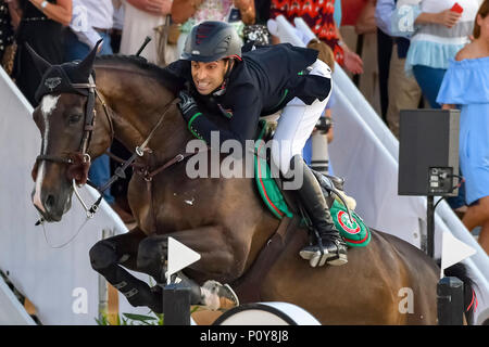 Cannes, France. 09Th Juin, 2018. L'Egypte Abdel dit Rome l'équipe de gladiateurs sur Callisto fait concurrence au cours de la Ligue des Champions Mondial 2018 Longines à Cannes le 09 juin 2018 Crédit : BTWImages Sport/Alamy Live News Banque D'Images