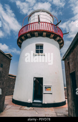 5 juin 2018, l'île de Valentia, Irlande - Valentia Phare à Cromwell, un port lumière pour guider les navires de la mer et les conduire à travers Banque D'Images