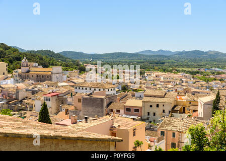 Capdepera - village historique dans le paysage magnifique de Majorque, Espagne Banque D'Images