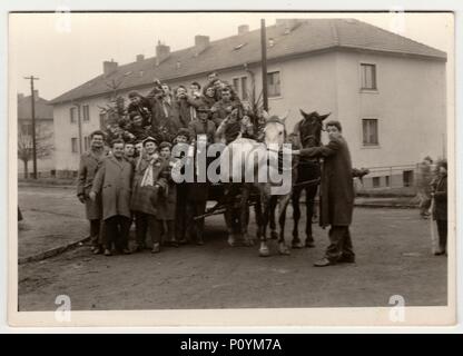 La République socialiste tchécoslovaque, vers 1965 : Une photo montre vintage conscrits (recruteurs), vers 1965. Banque D'Images