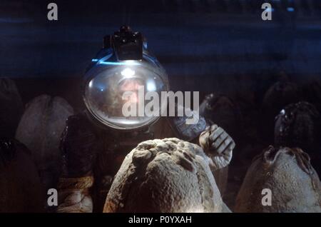 Titre original : alien. Titre en anglais : alien. Film Réalisateur : Ridley Scott. Année : 1979. Stars : John Hurt. Crédit : 20TH CENTURY FOX / Album Banque D'Images
