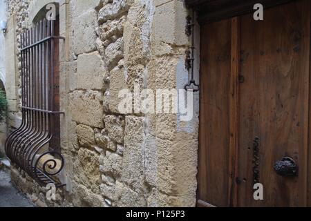 Village de Lourmarin Vaucluse France Banque D'Images