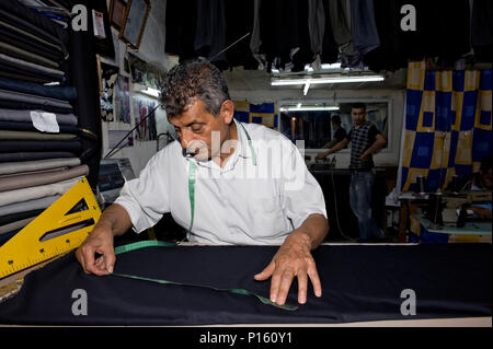 Adapter au travail dans la médina, le Ribat de Sousse, Tunisie Banque D'Images