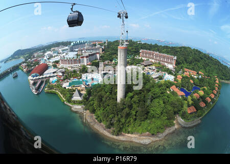 (180611) -- SINGAPOUR, 11 juin 2018 (Xinhua) -- Photo prise le 6 juin 2018 montre l'île de Sentosa de Singapour. Le Président américain Donald Trump et principal dirigeant de la République populaire démocratique de Corée (RPDC) Kim Jong Un se réuniront à l'hôtel Capella de Singapour sur l'île de Sentosa, mardi. (Xinhua/puis Chih Wey) (aa) Banque D'Images