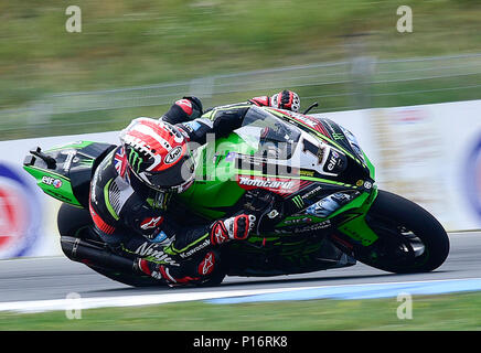 Brno, République tchèque. 09Th Juin, 2018. British JONATHAN REA en action lors de la première course du Championnat du Monde Superbike à Brno, en République tchèque, le 9 juin 2018. Crédit : Igor Sefr/CTK Photo/Alamy Live News Banque D'Images