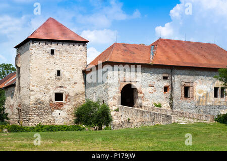 Horní tvrz, Kestřany, Jihočeský kraj, Česká republika / Château en Kestrany village, South Bohemian Region, République Tchèque Banque D'Images