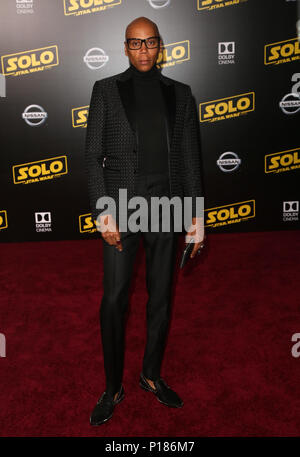 Assister à des célébrités Première de Disney Pictures et Lucasfilm's 'Solo : Une histoire de la guerre des étoiles' - Arrivées avec RuPaul : où : Los Angeles, California, United States Quand : 10 mai 2018 Credit : Brian à/WENN.com Banque D'Images