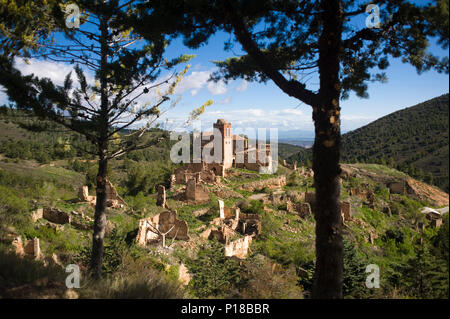 Village abandonné de Turruncun, près de Arnedo, La Rioja, Espagne. Banque D'Images