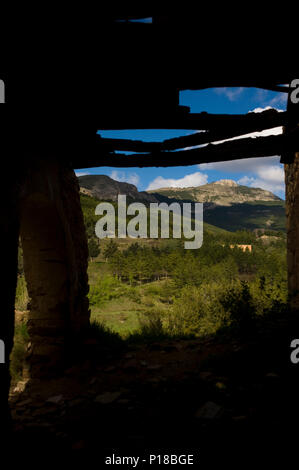 Village abandonné de Turruncun, près de Arnedo, La Rioja, Espagne. Banque D'Images