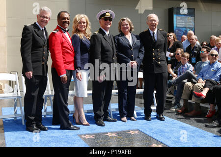 Princess Cruises et la distribution originale de "le bateau d'amour' de recevoir un ami de l'Hollywood Walk of Fame Star honoraire à plaque Kodak Theater avec : Fred Grandy, Ted Lange, Jill Whelan, Gavin MacLeod, Lauren Tewes, Bernie Kopell Où : Los Angeles, California, United States Quand : 10 mai 2018 Credit : Nicky Nelson/WENN.com Banque D'Images