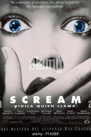 Titre original : SCREAM. Titre en anglais : SCREAM. Réalisateur : Wes Craven. Année : 1996. Copyright : Editorial l'intérieur uniquement. C'est un document distribué au public. Les droits d'accès uniquement, aucune licence de droit d'auteur prévue. Autorisation obligatoire à l'icône visuelle (www.visual-icon.com) est requise pour la reproduction de cette image. Credit : DIMENSION FILMS / Album Banque D'Images