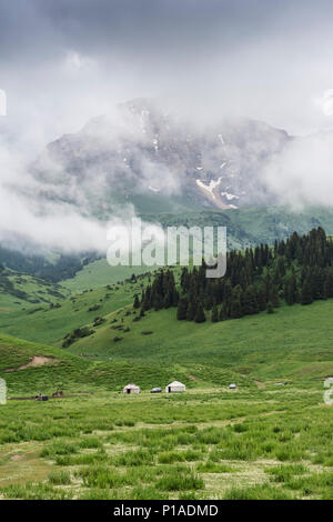 Moutainscape, province de Naryn, Kirghizistan Banque D'Images