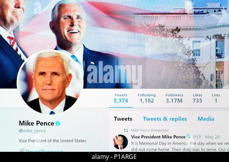 Mike Pence compte Twitter home page (Juin 2018) Banque D'Images