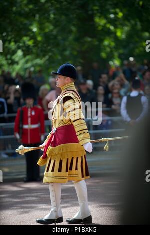 92e anniversaire Queens Parade à Londres Banque D'Images