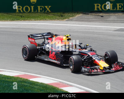 Montréal, Canada 10 juin 2018.Max Verstappen des Pays-Bas pour Aston Martin Racing Red Bull prend la 3e place au Grand Prix de Formule 1 du Canada , Circuit Gilles-Villeneuve. Crédit : Richard prudhomme/Alamy Live News Banque D'Images