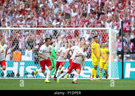 MARSEILLE, FRANCE - 21 juin 2016 : Jakub Blaszczykowski de Pologne (# 16) réagit après avoir marqué un but au cours de l'UEFA EURO 2016 match contre l'Ukraine à Stade Banque D'Images