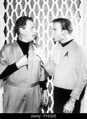 Titre original : STAR TREK. Titre en anglais : STAR TREK. Année : 1966. Stars : William Shatner. Credit : PARAMOUNT TV / Album Banque D'Images