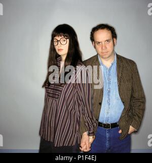 Titre original : AMERICAN SPLENDOR. Titre en anglais : AMERICAN SPLENDOR. Directeur de film : Shari Springer Berman, ROBERT PULCINI. Année : 2003. Stars : Paul Giamatti ; HOPE DAVIS. Credit : bonne machine/HOME BOX OFFICE / Album Banque D'Images