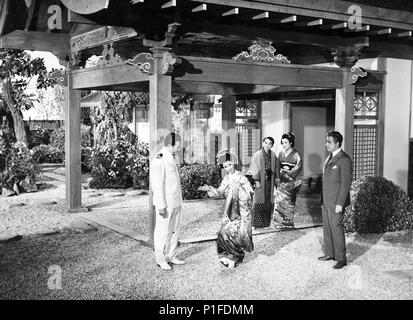 Titre original : Madama Butterfly. Titre en anglais : MADAME BUTTERFLY. Directeur : CARMINE GALLONE Film. Année : 1954. Stars : KAORU YACHIGUSA. Credit : TOHO/RIZZOLI/PRODUZIONE GALLONE / Album Banque D'Images