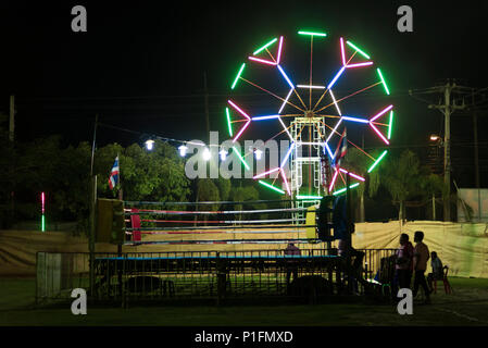 Bangkok, Thailand-October 14, 2017 : Muay Thai Boxing Stadium configuration dans temple traditionnel thaïlandais à Bangkok, Thaïlande Banque D'Images