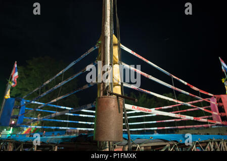Bangkok, Thailand-October 14, 2017 : Muay Thai Boxing Stadium configuration dans temple traditionnel thaïlandais à Bangkok, Thaïlande Banque D'Images