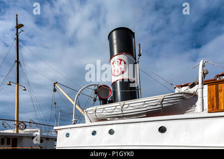 La vie et de l'entonnoir de bateau navire vieux vétéran, coastal steamer Stord je de Bergen, Norvège Banque D'Images