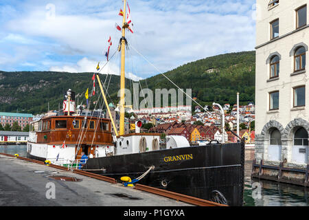 Ancien combattant, ancien navire côtier Granvin de Bergen, Norvège Banque D'Images