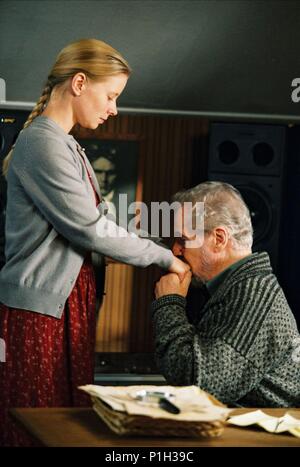 Titre original : SARABAND. Titre en anglais : SARABAND. Directeur de film : Ingmar Bergman. Année : 2003. Stars : Erland Josephson ; JULIA DUFVENIUS. Credit : SONY Pictures Classics / Album Banque D'Images